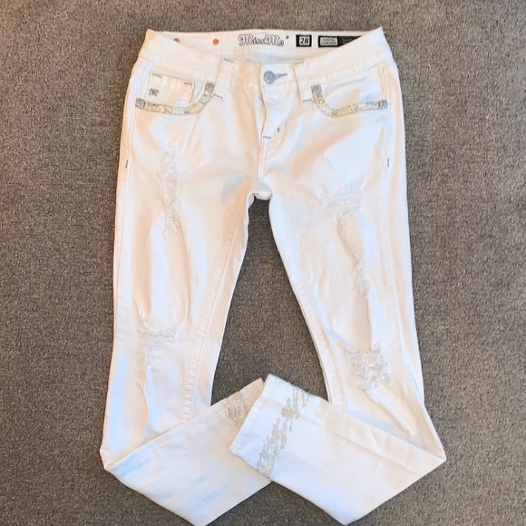 Miss Me Jeans - Picture 1 of 11
